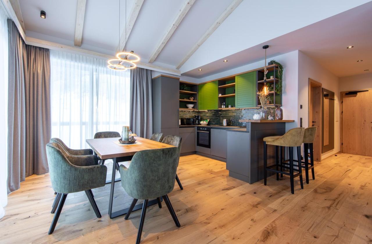 Hoeflehner Premium Eco Lodge Haus im Ennstal Extérieur photo