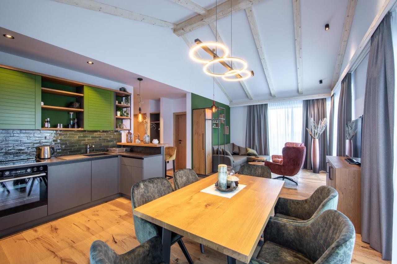 Hoeflehner Premium Eco Lodge Haus im Ennstal Extérieur photo